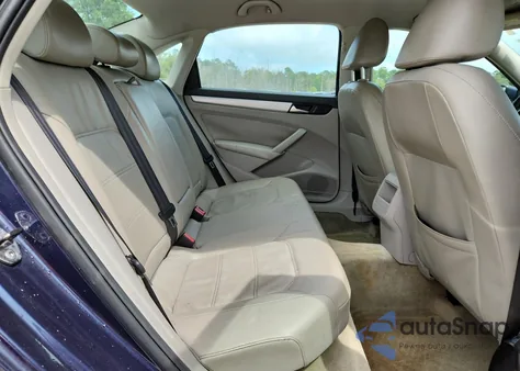 2012 Volkswagen Passat Se z USA, uszkodzony, nr VIN 1VWBP7A36CC087859